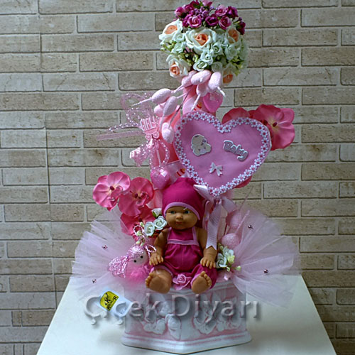 çiçek sepeti bebek çiçeği