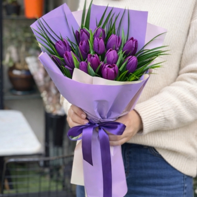 15�li Mor Lale Buketi | Zarif ve ��k Lale Tasar�m�