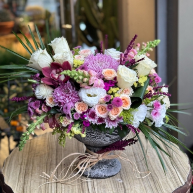 zel Tasarm Pembe & Beyaz Gl Aranjman | k Vazoda iek Tasarm