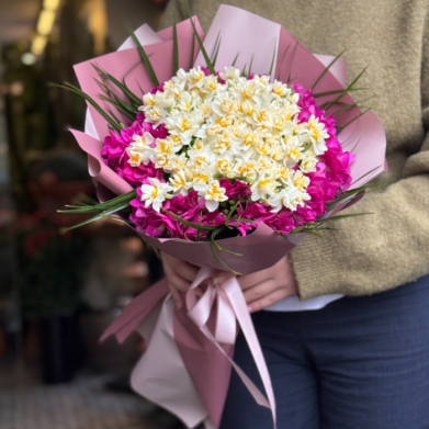 Fu�ya frezya Nergis Buketi | �i�ek Diyar�